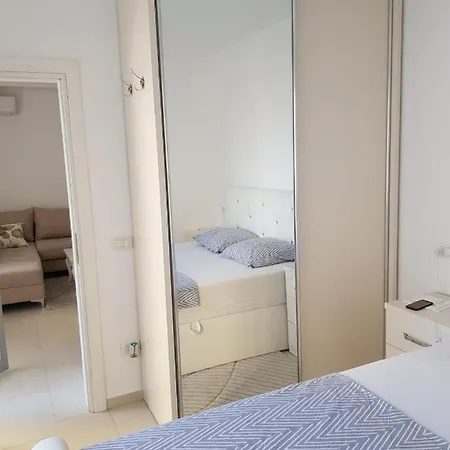 Sole * Durrës